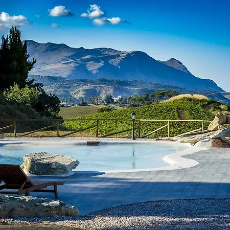 Alloggio per agriturismo Agriturismo Antichi Granai Calatafimi