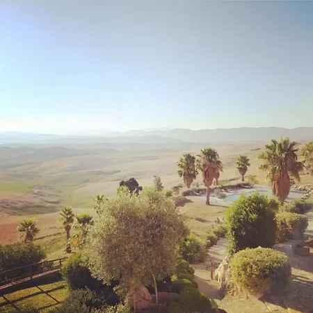 Agriturismo Antichi Granai Lantgård