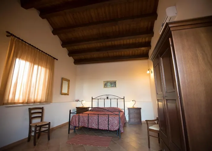 Antichi Granai Alojamento de Turismo Rural Calatafimi
